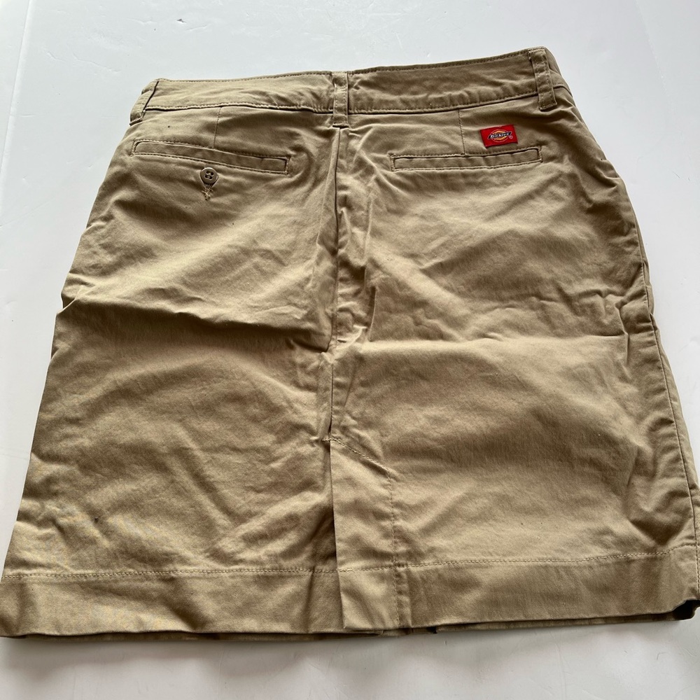 Dickies Khaki Skirt